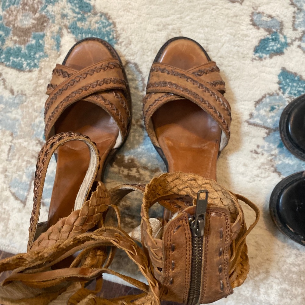 Freebird cool sandals